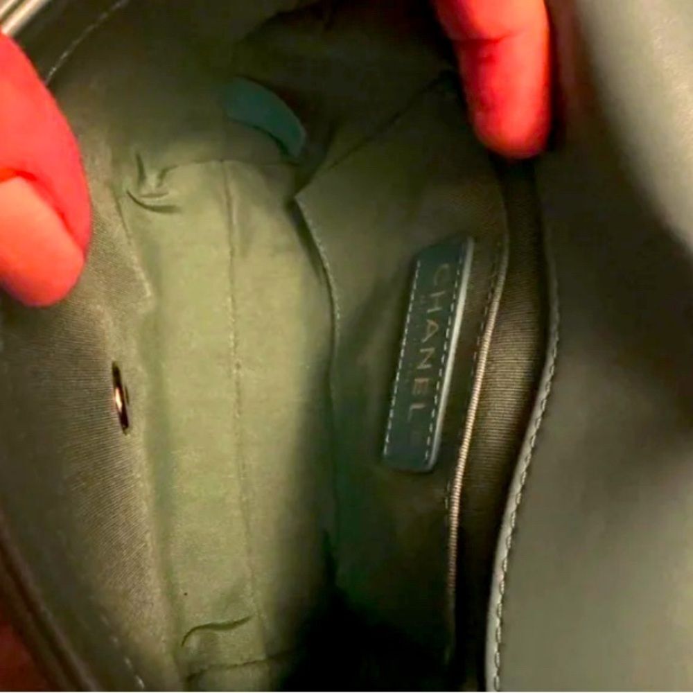 2019 *LIKE NEW* Authentic 🌺CHANEL🌺 CC *TIFFANY-BLUE/GREEN* Quilted Calfskin Mini - Picture 12 of 14